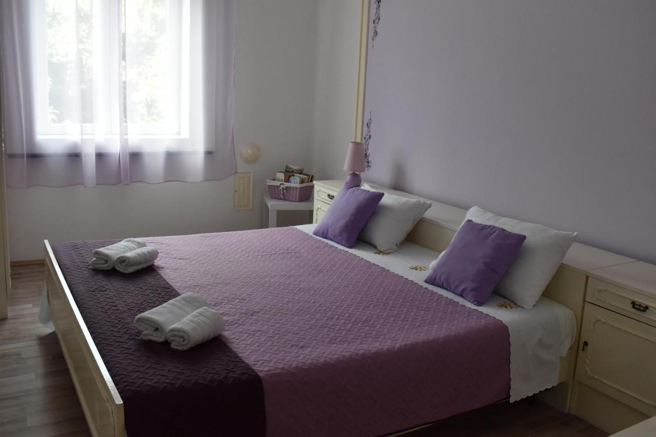 Apartment Riviera Pula Exterior photo